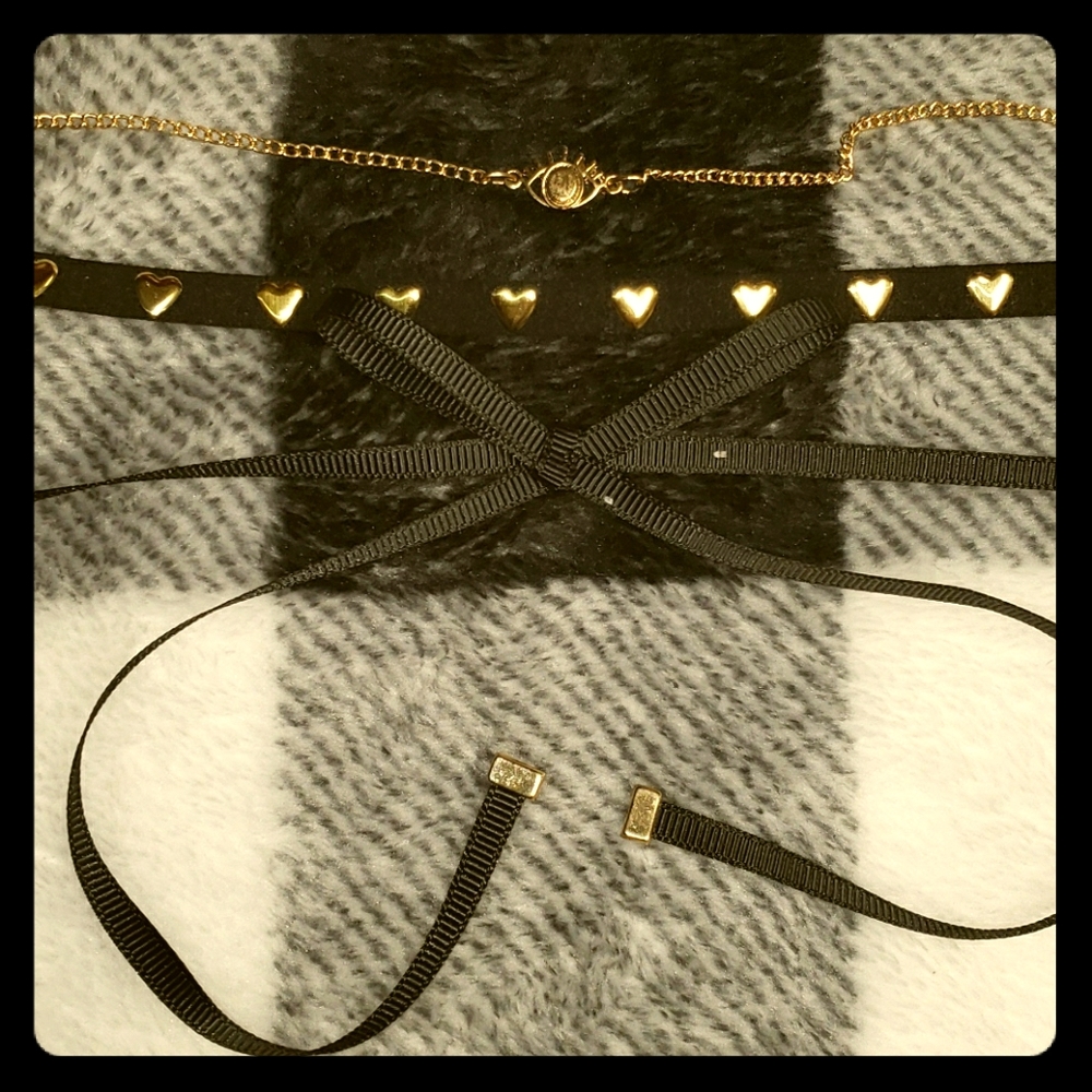 American Eagle choker set